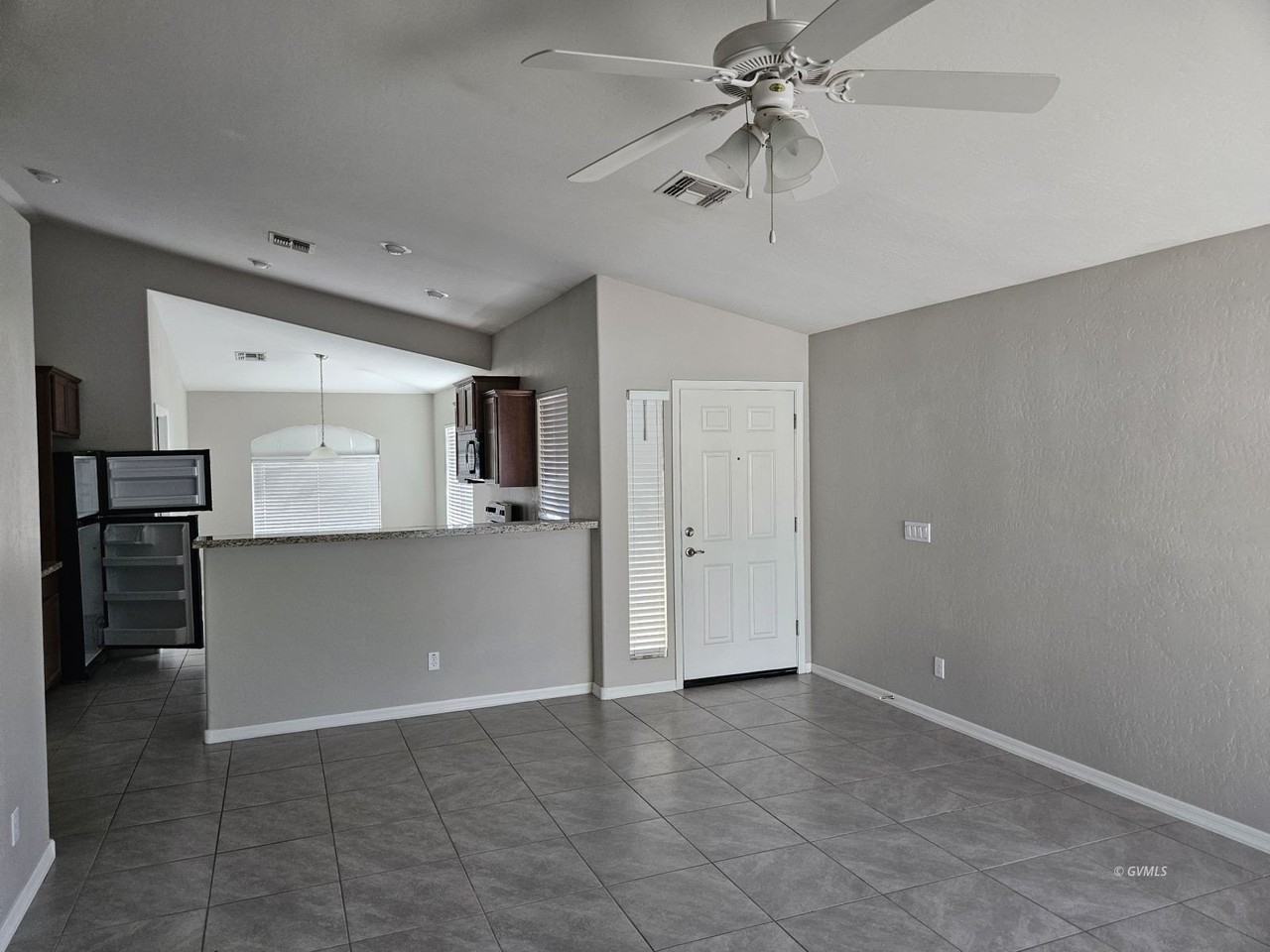 1560 E Whirlwind Way - Photo 3 of 5