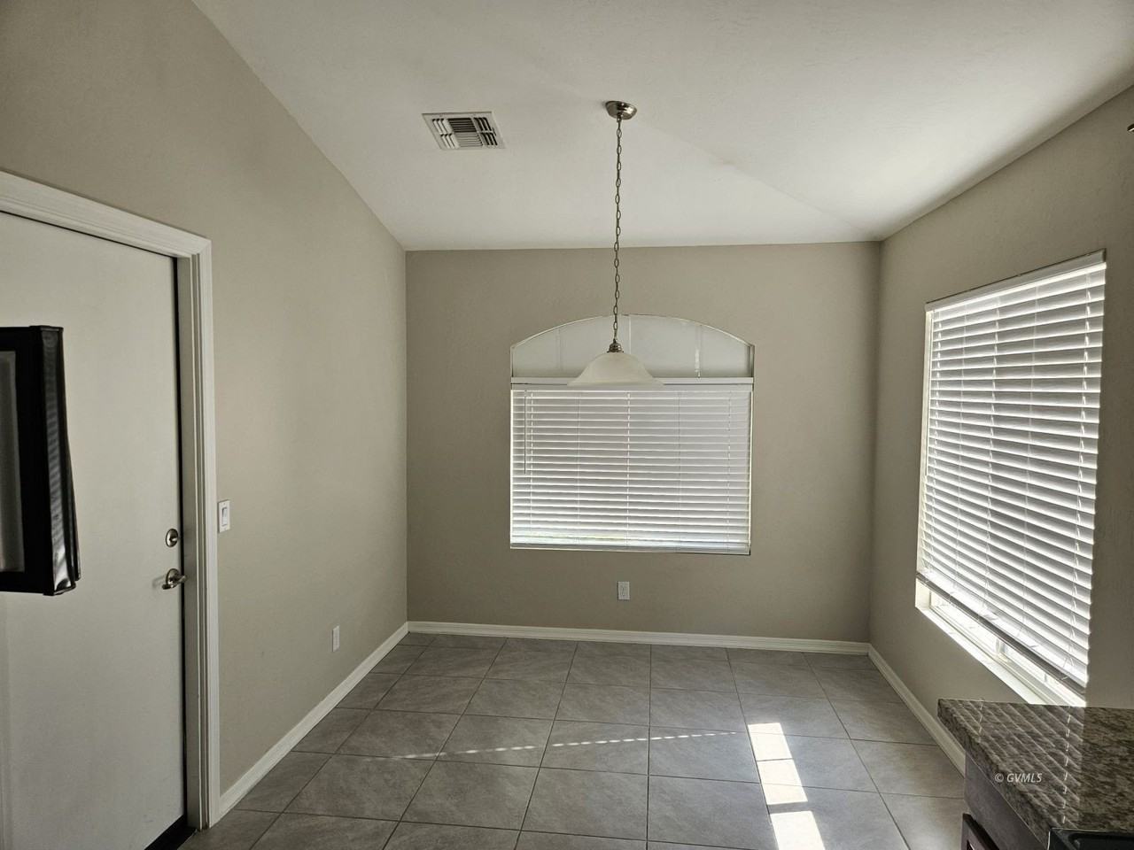 1560 E Whirlwind Way - Photo 5 of 5