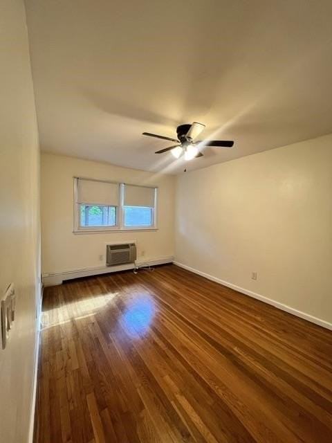44 W 56th St - Photo 2 of 17