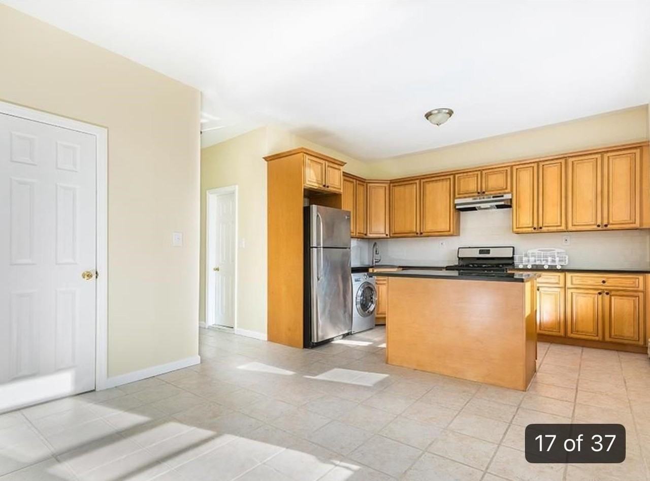 30 W 29th St #2-3 - Photo 5 of 21