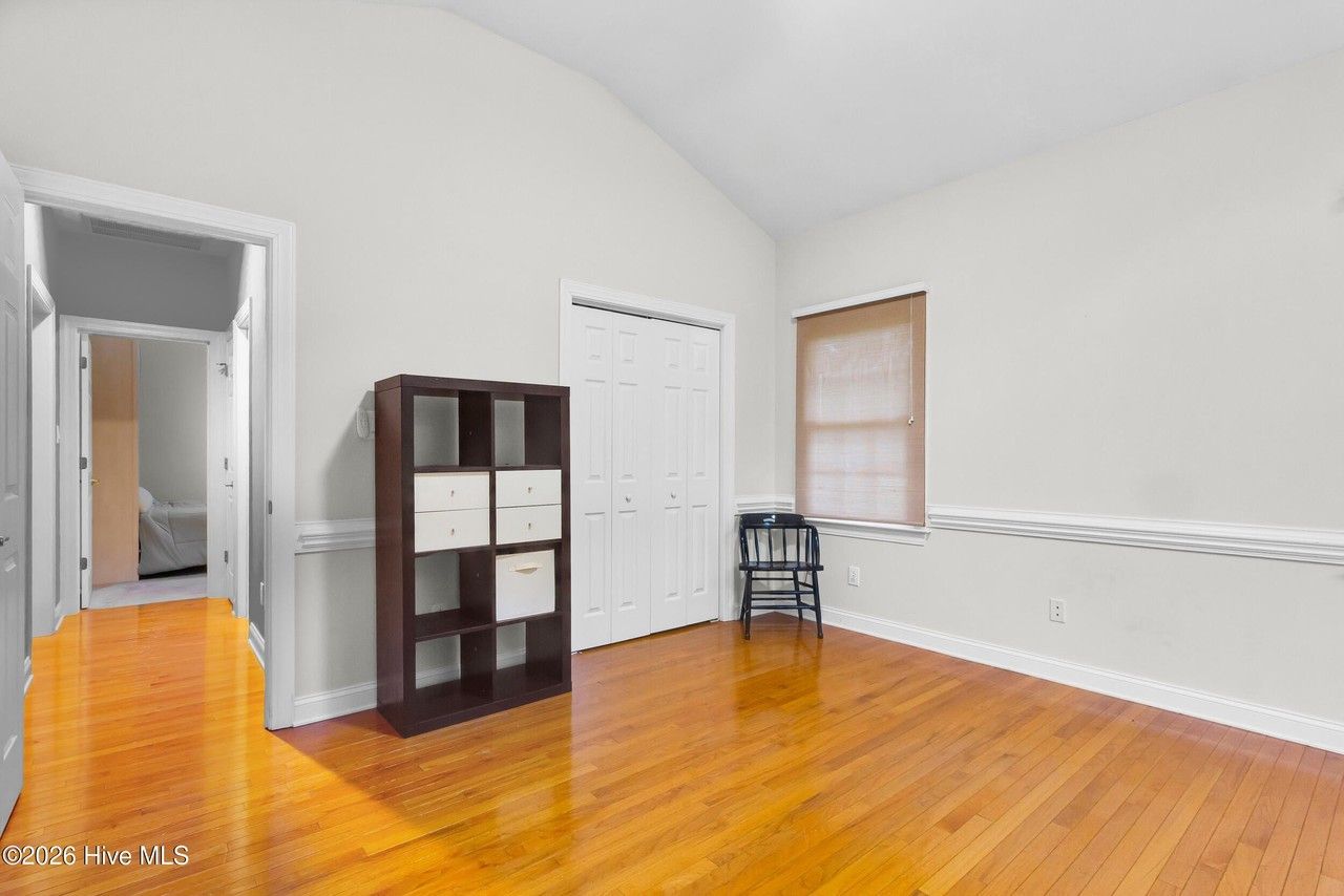 106 Brugg Ct - Photo 6 of 45