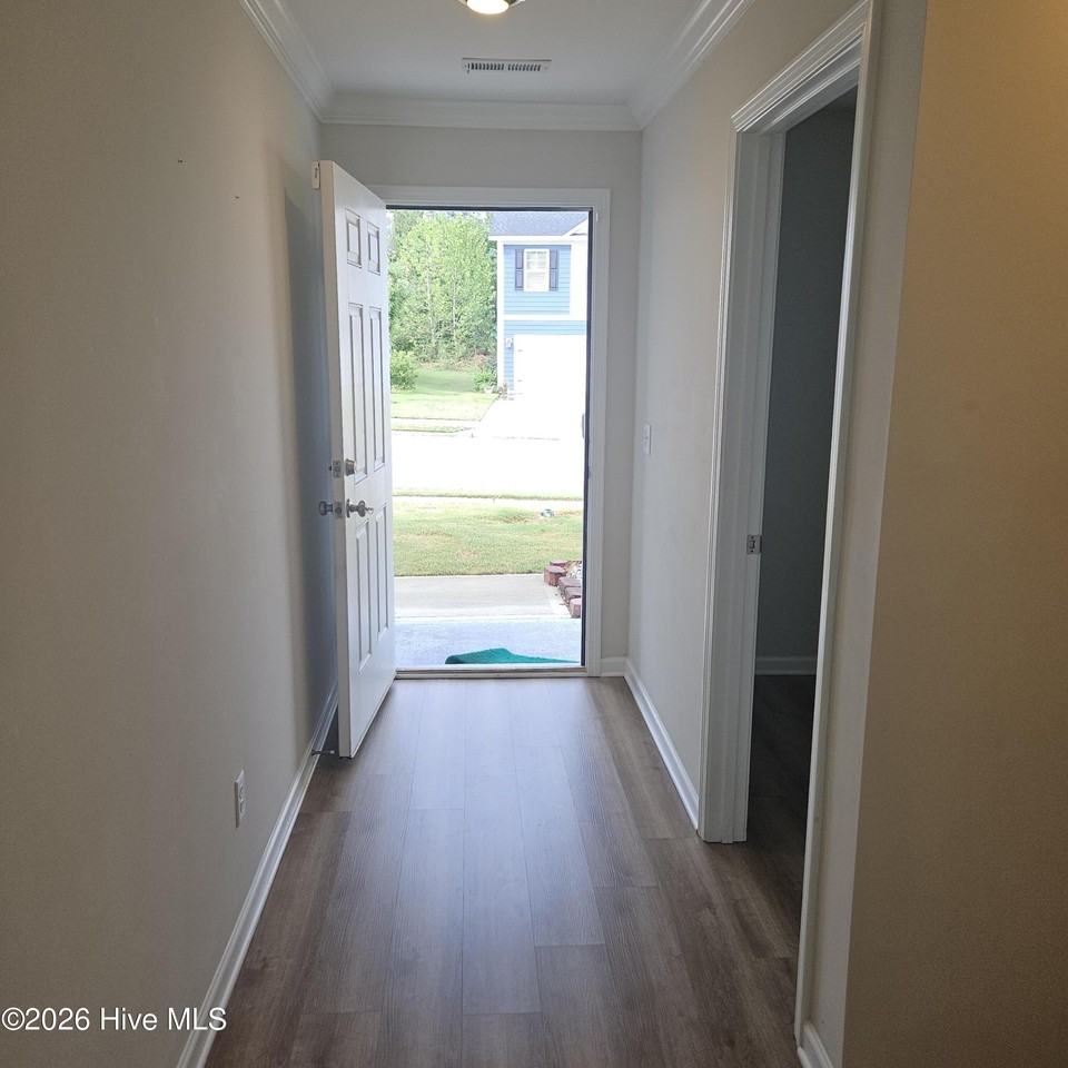 1441 Feldspar Ct - Photo 3 of 21
