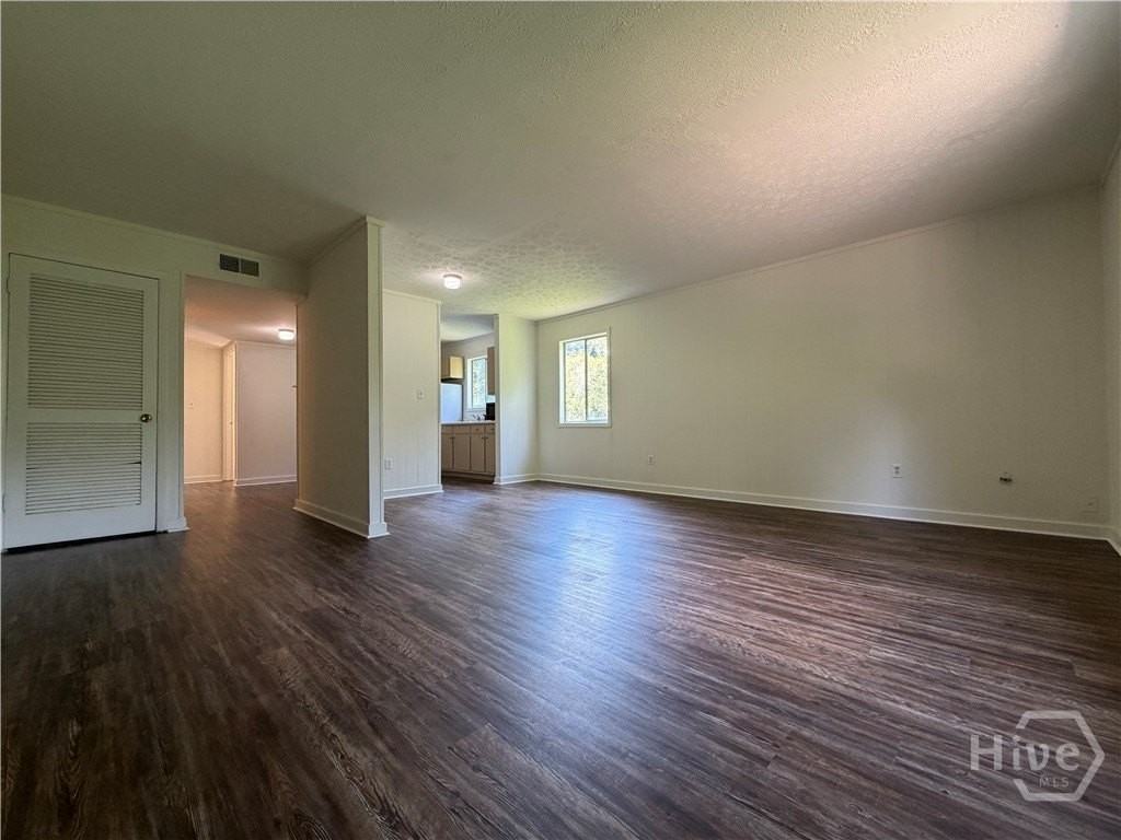 2835 Cherokee Rd - Photo 5 of 31