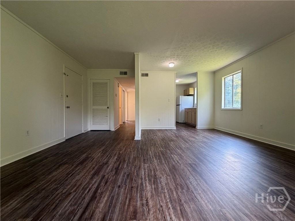 2835 Cherokee Rd - Photo 6 of 31