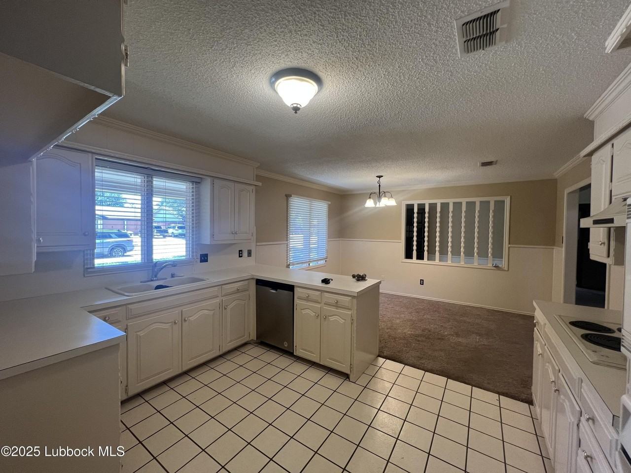 5308 77th St - Photo 2 of 14