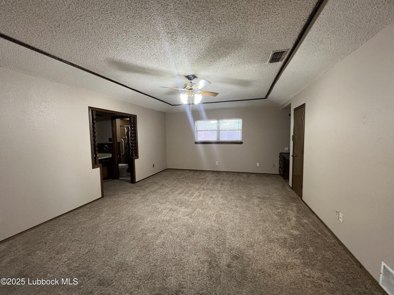 5308 77th St - Photo 7 of 14