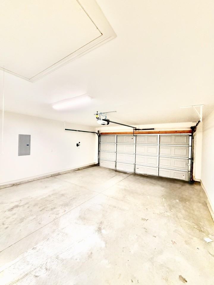 5401 Lamont Ave - Photo 7 of 19