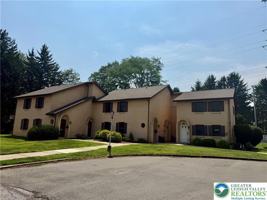 featured image of 2402 Woodstock Dr #A