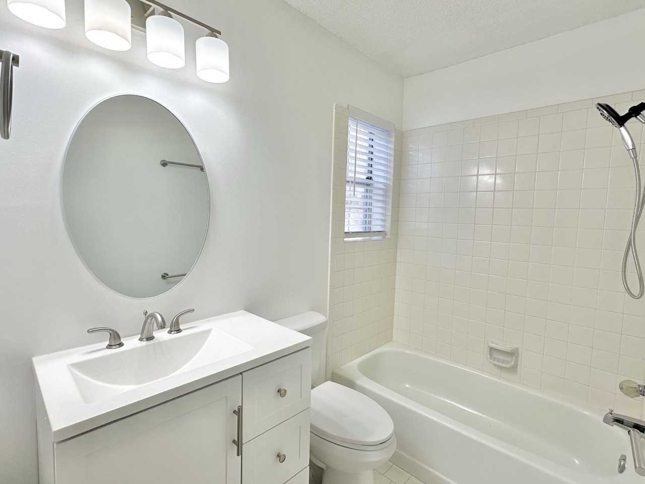 5445 Pine Oak Ln - Photo 6 of 22