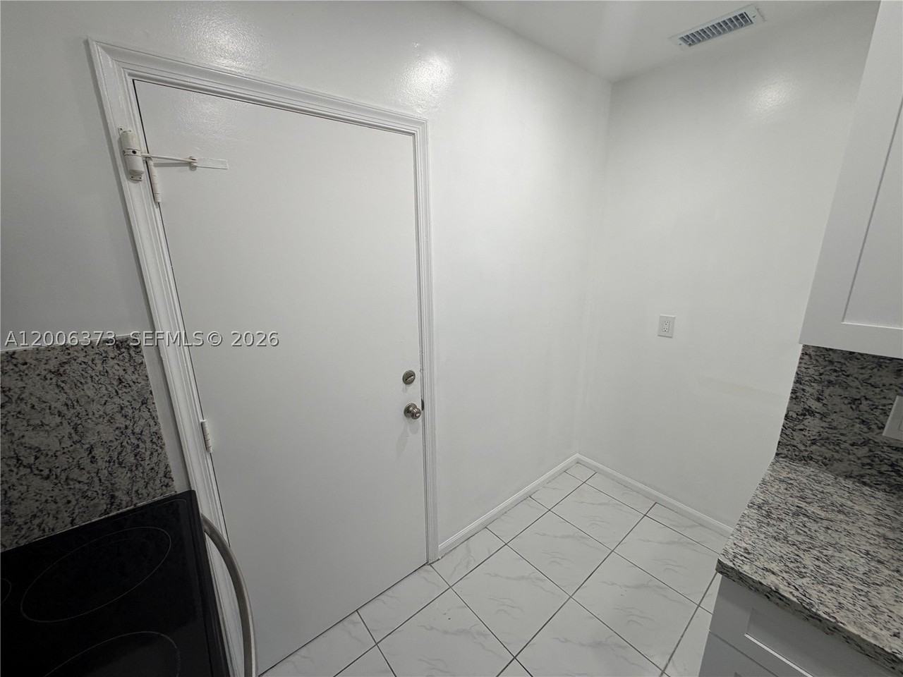 2200 Ne 66th St #1426 - Photo 7 of 50