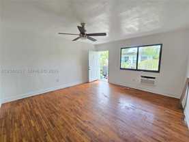 7035 Rue Granville #3 - Photo 1 of 1