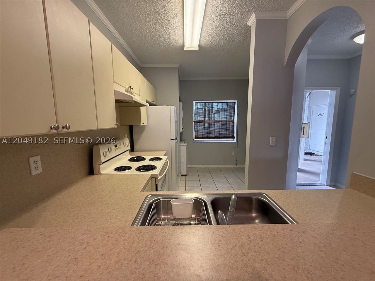 2304 Se 24th Ave #2304 - Photo 3 of 7