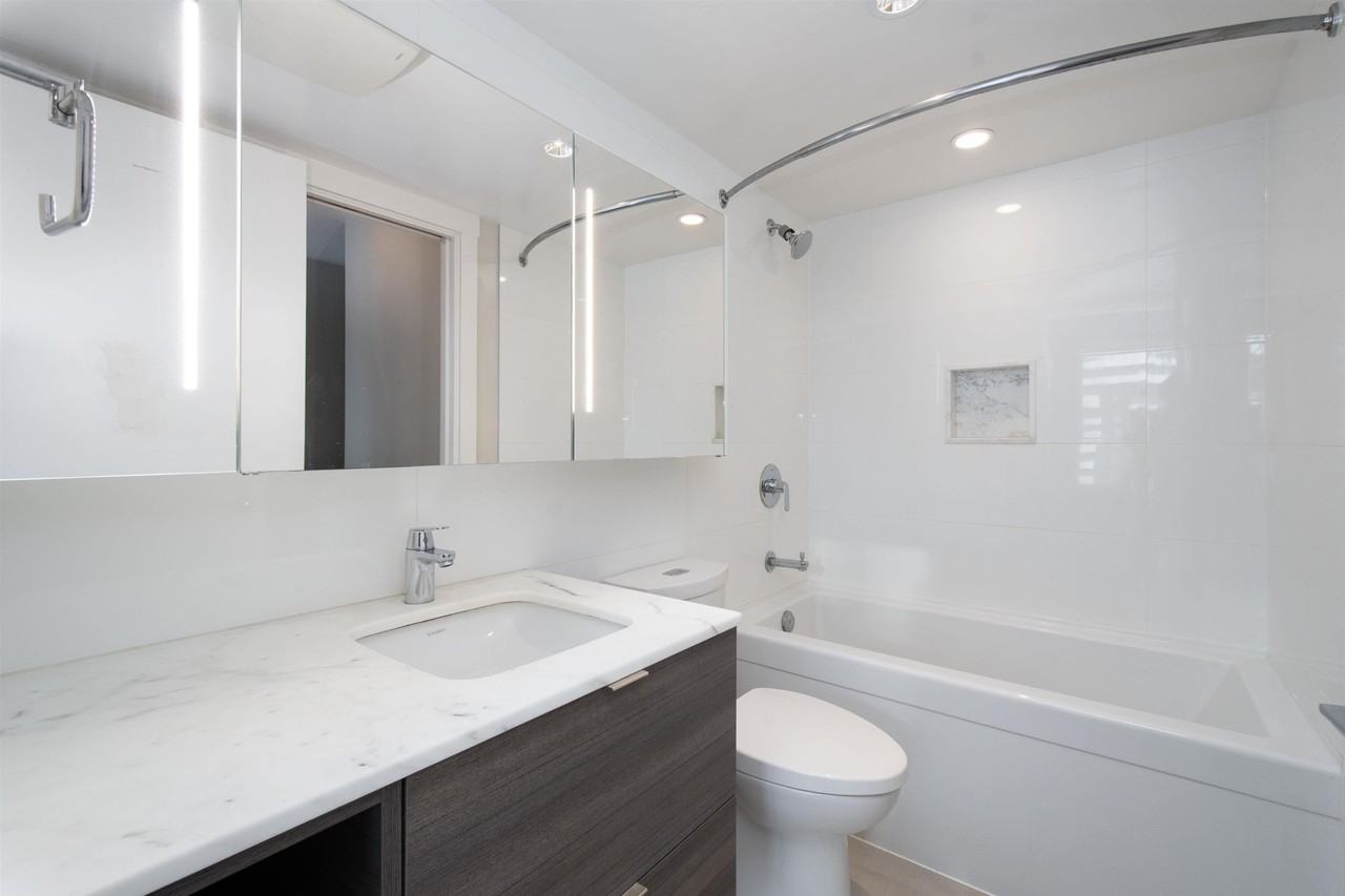 602 Como Lake Avenue - Photo 6