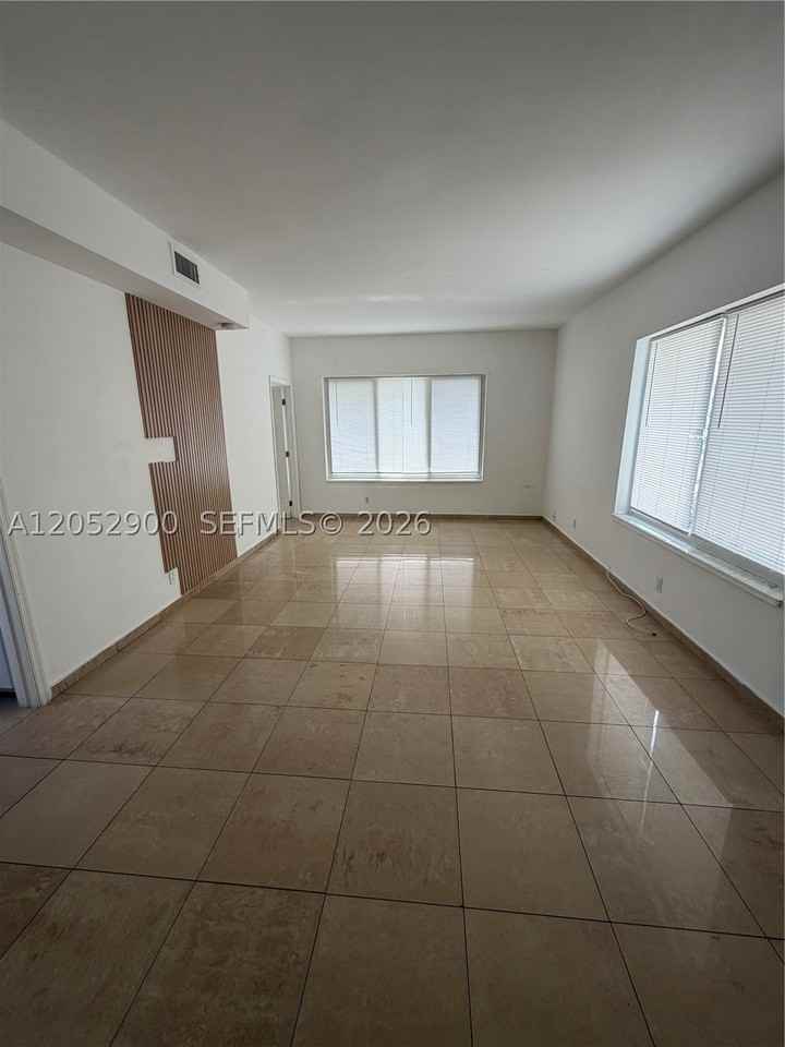 6767 Indian Creek Dr #3B - Photo 4 of 8