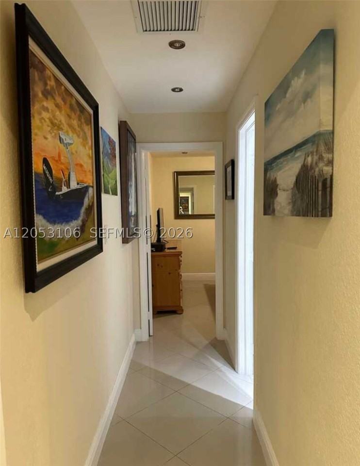 14847 Sw 110th Ter #B - Photo 4 of 6