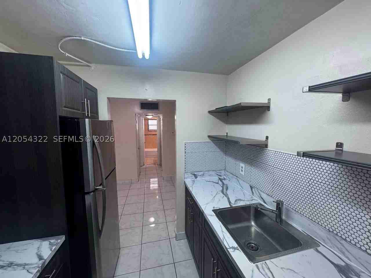1832 Madison St #102 - Photo 6 of 12