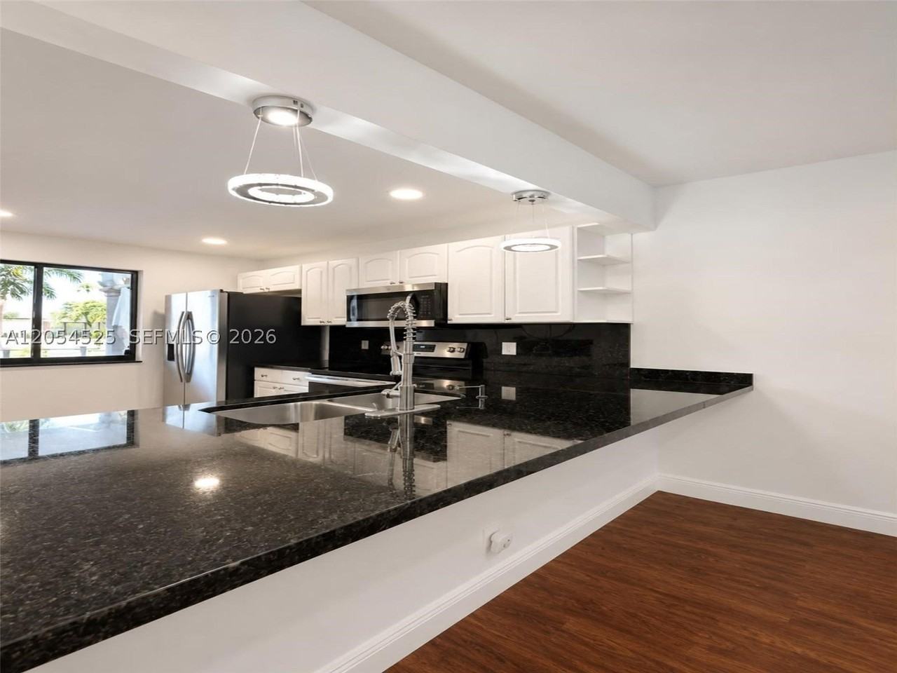 16571 Blatt Blvd #203 - Photo 6 of 50