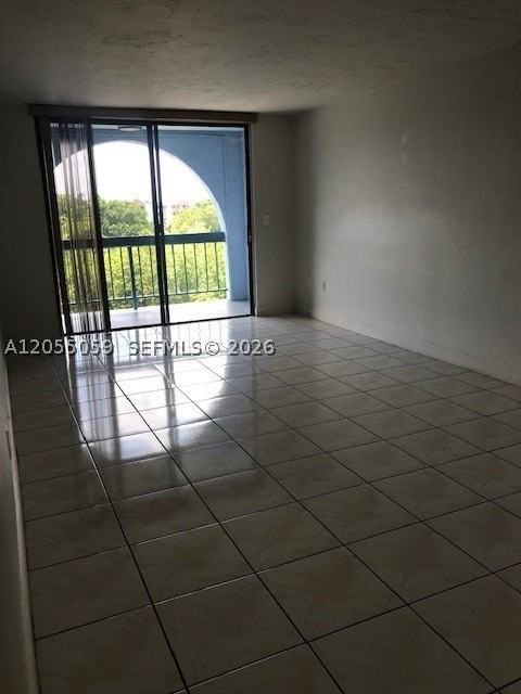 9440 Fontainebleau Blvd #514 - Photo 3 of 10
