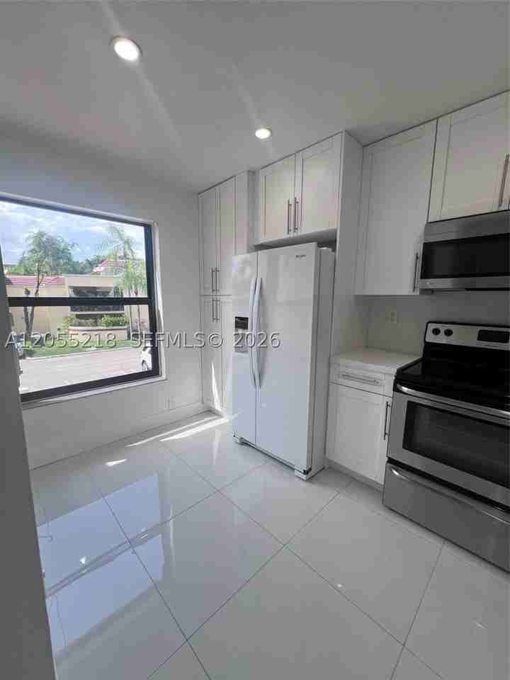 13056 Sw 88th Ln #B206 - Photo 3 of 22