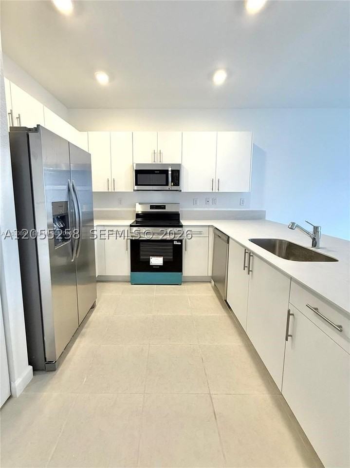 26865 Sw 121st Ave - Photo 2 of 13