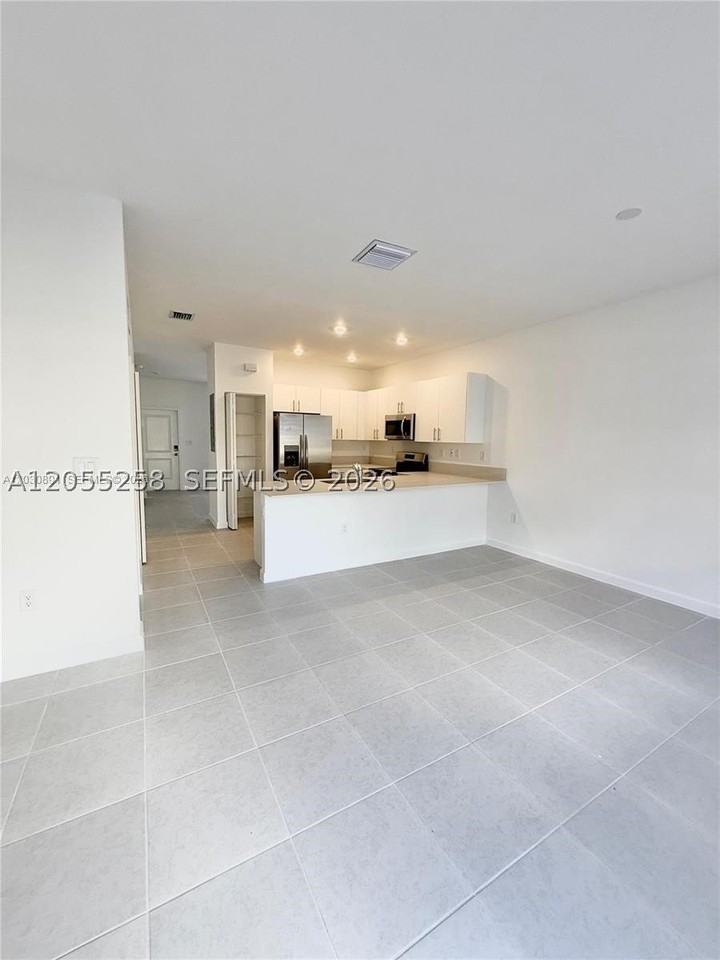 26865 Sw 121st Ave - Photo 4 of 13