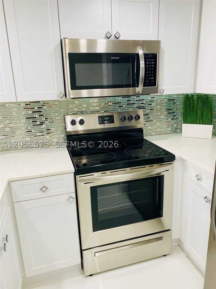 8615 Nw 5th Ter #14-206 - Photo 7 of 16