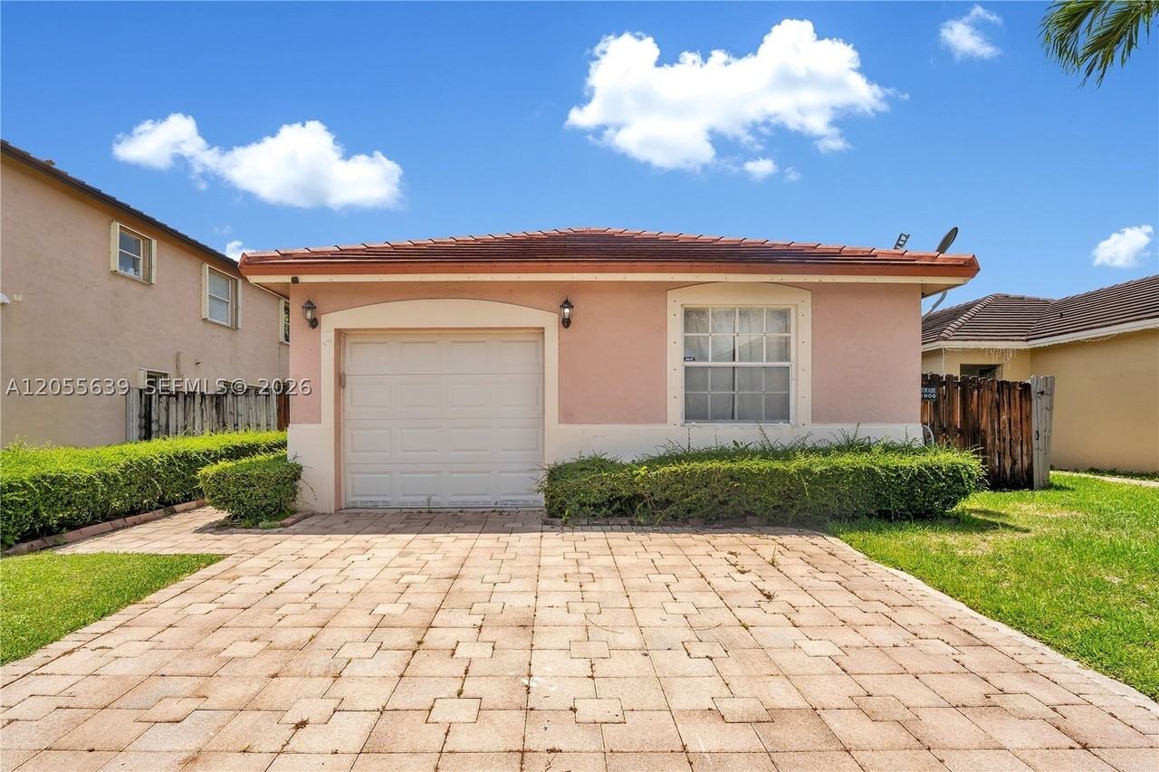 14530 Sw 156th Ave #1 - Photo 4 of 26