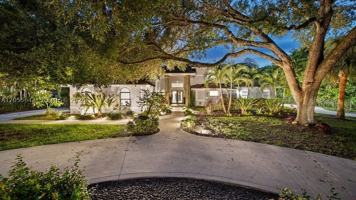 featured image of 5831 Nw 81st Ter