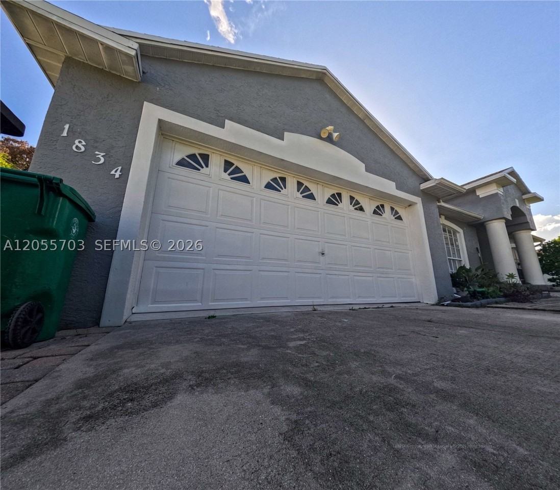 1834 Sw Gemini Ln - Photo 2 of 50