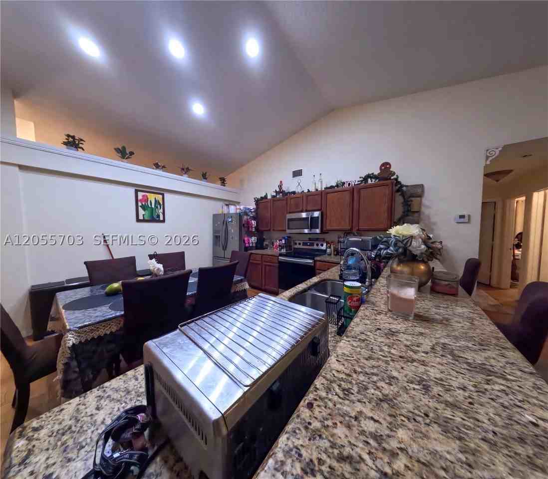 1834 Sw Gemini Ln - Photo 4 of 50