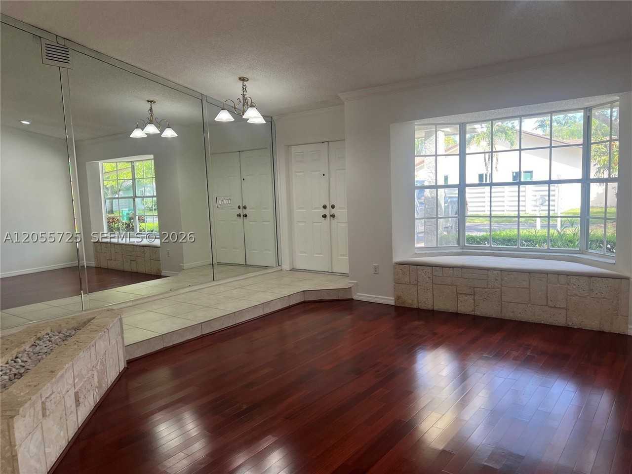 14131 Sw 146th Ter - Photo 5 of 24