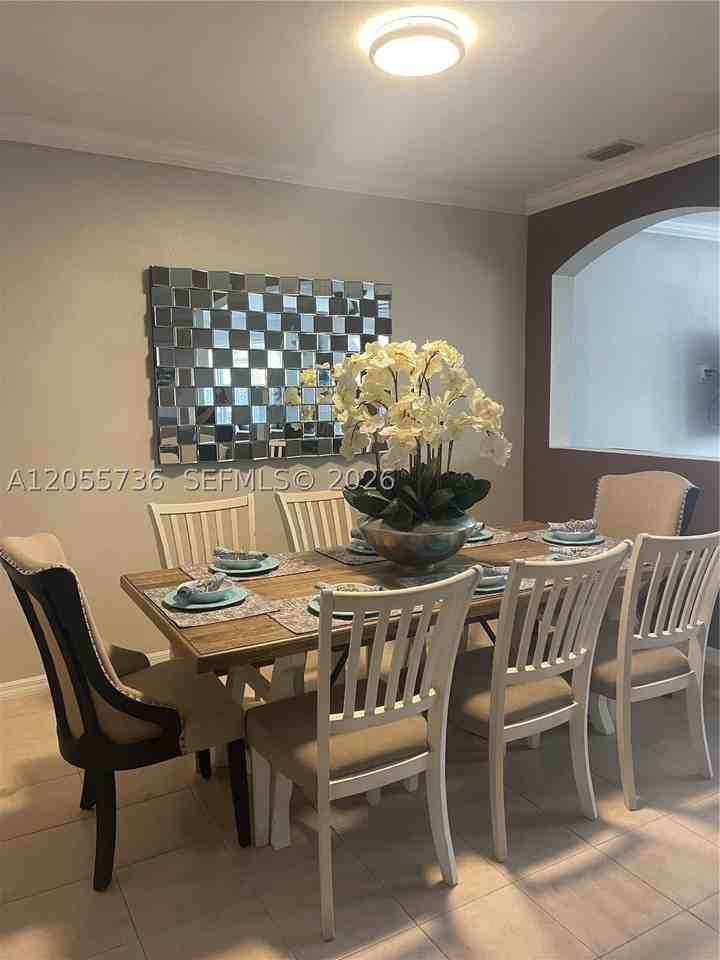 12501 Sw 124th Ter - Photo 3 of 6