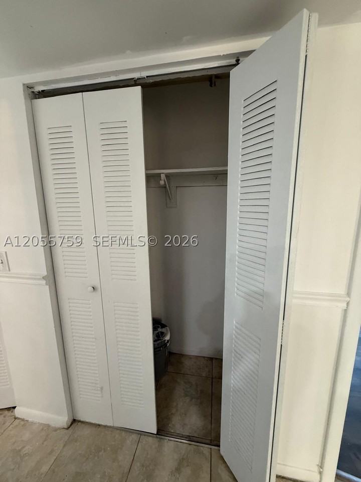 2800 Nw 56th Ave #B403 - Photo 3 of 8