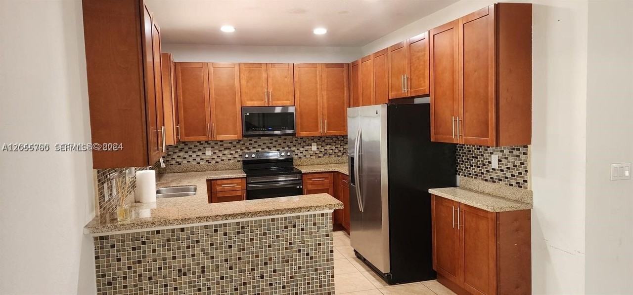 13201 Sw 274th Ter - Photo 5 of 21