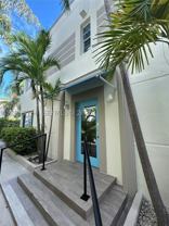 345 Collins Ave #4 - Photo 1 of 1