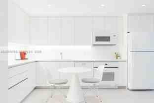 2301 Collins Ave #636 - Photo 1 of 1