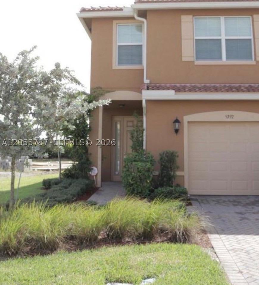 5292 Palm Colony Dr #5292 - Photo 2 of 8