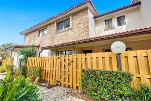 12471 Nw 3rd St #D2 - Photo 1 of 1
