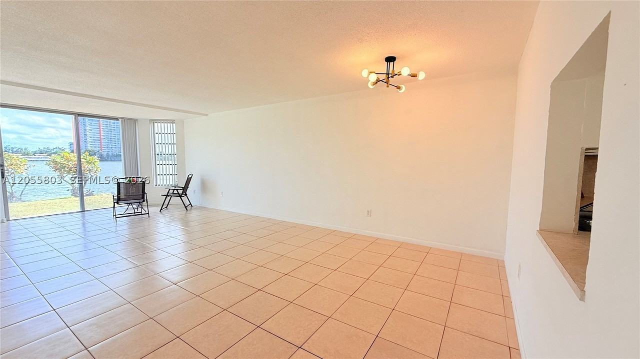 1302 Ne 191st St #A118 - Photo 5 of 29