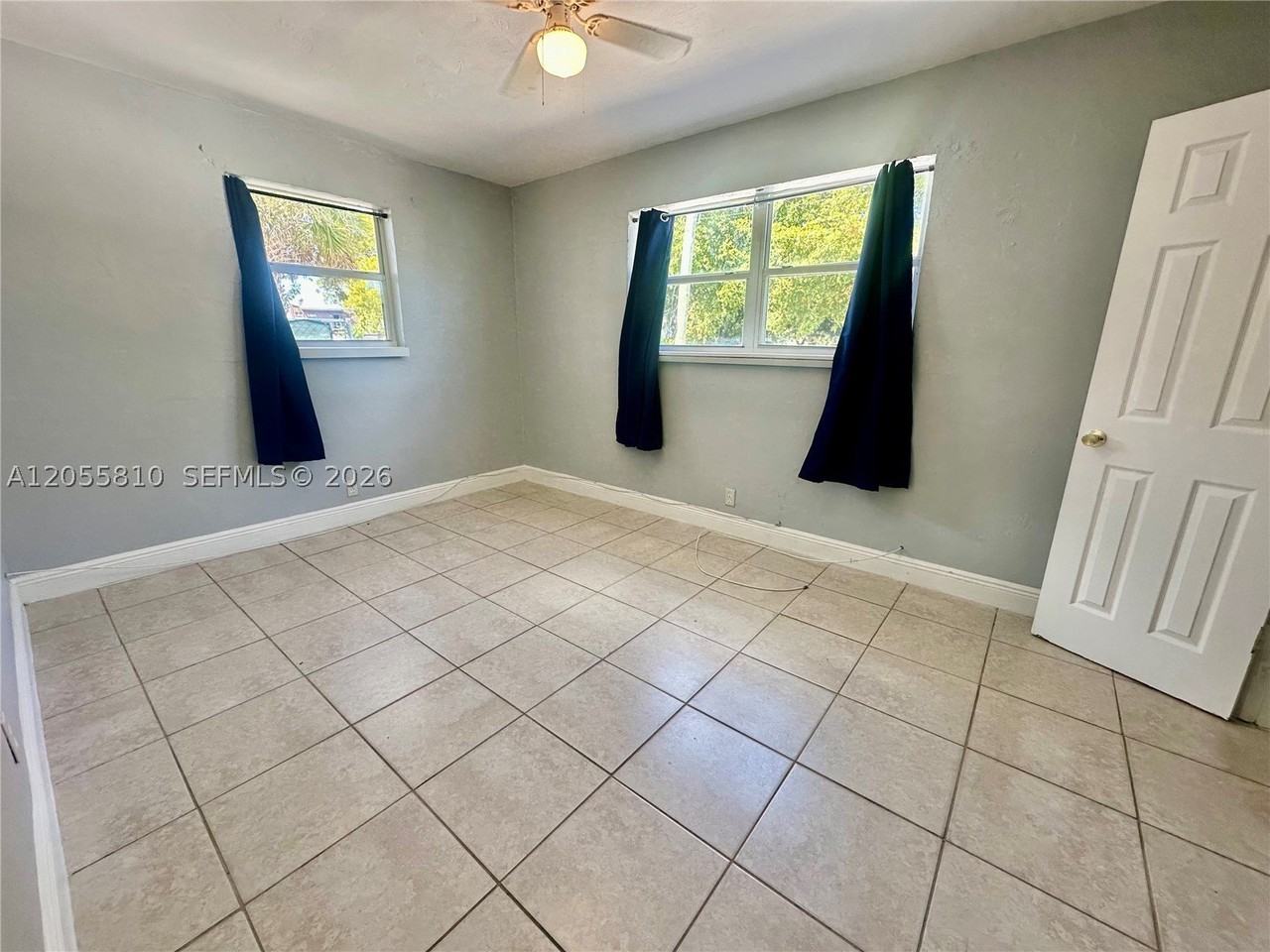 2110 Washington Ave #2110 - Photo 4 of 13