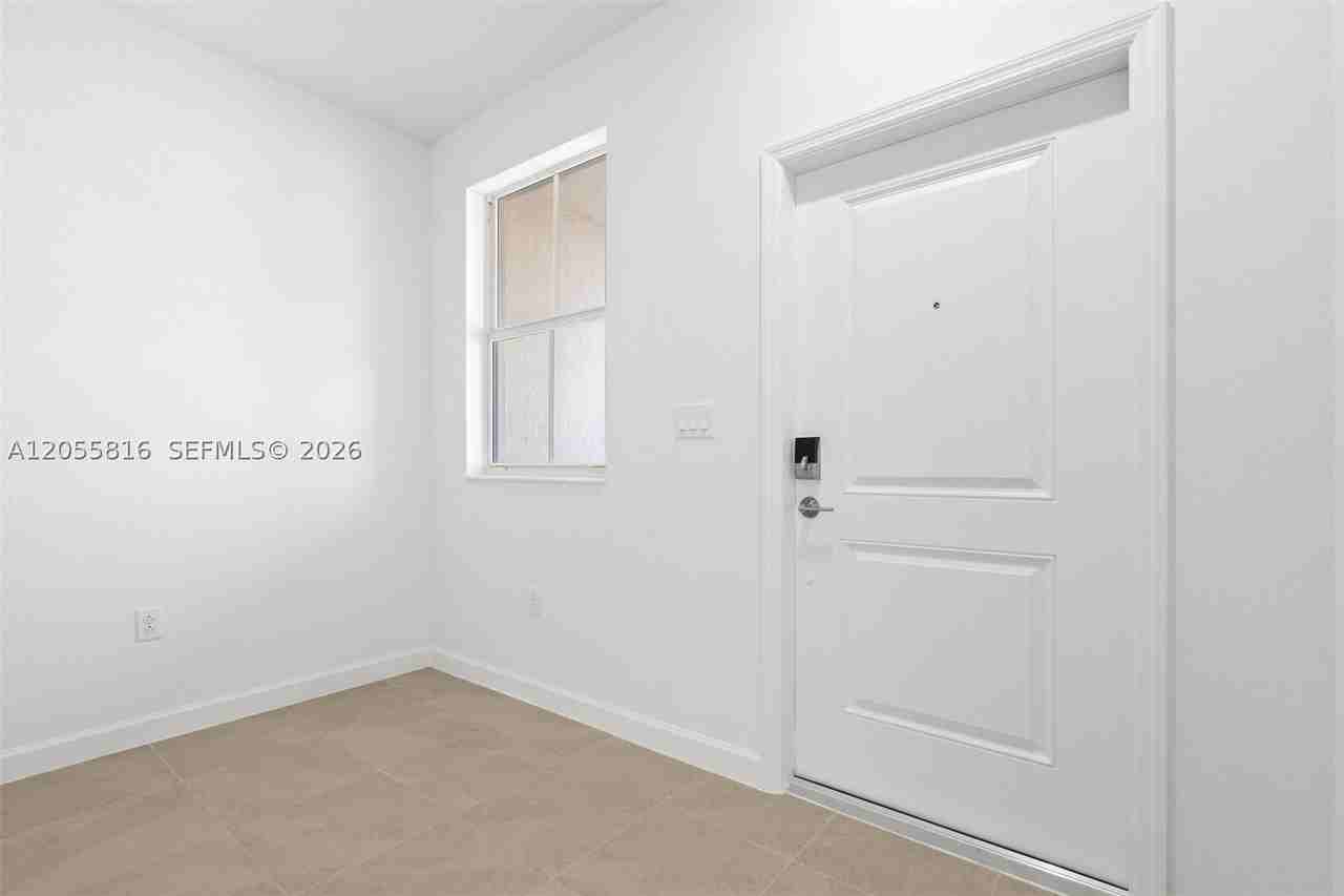 2623 Se 25th Ter - Photo 2 of 27