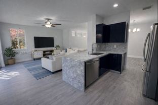 4319 Greenbriar Ln - Photo 1 of 1