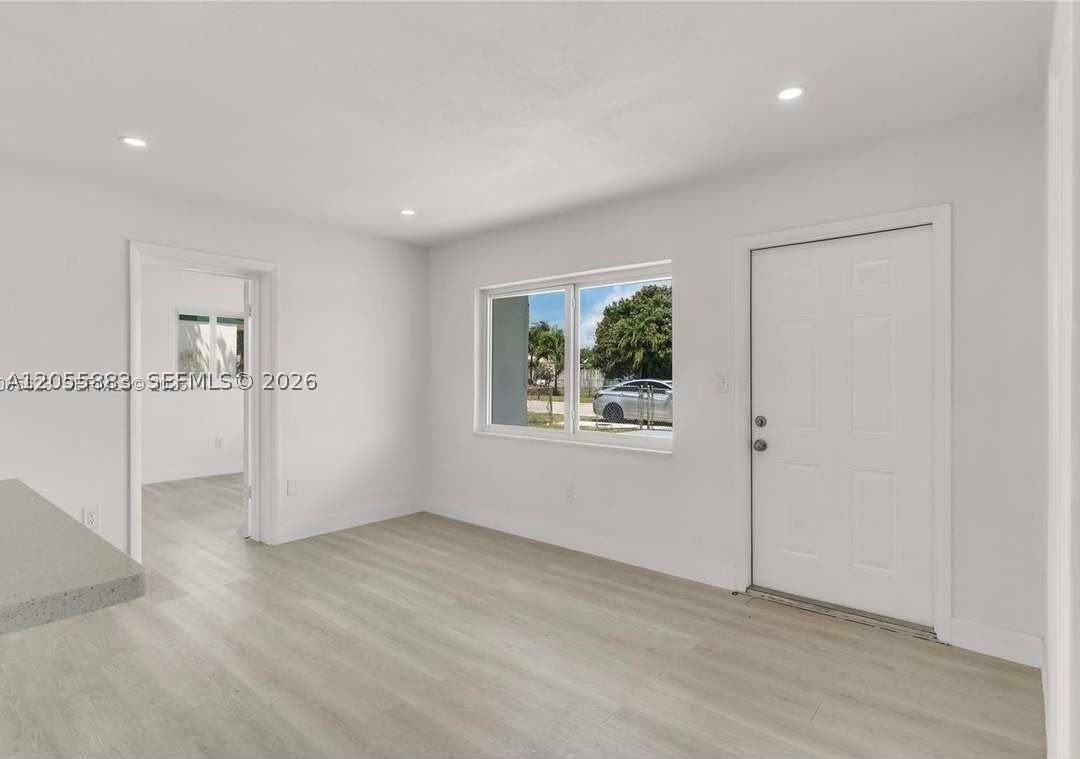 6536 Sw 21st St - Photo 3 of 14
