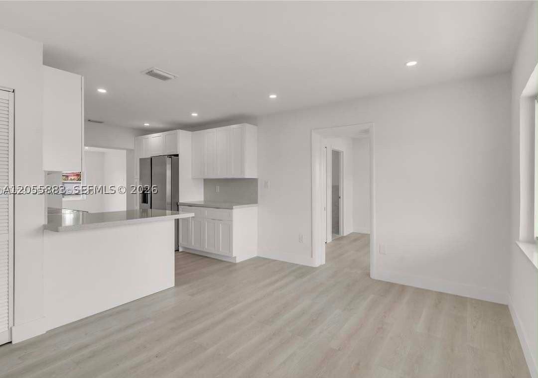 6536 Sw 21st St - Photo 5 of 14