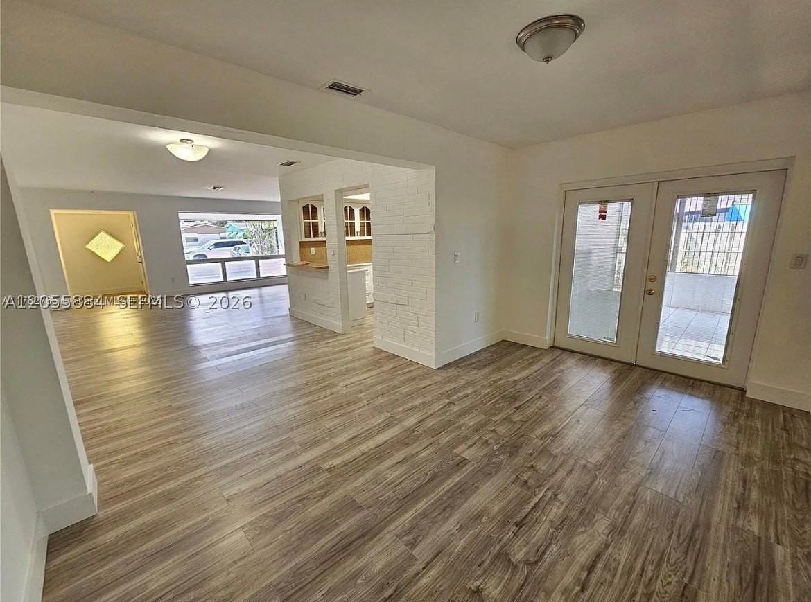 7251 Harbour Blvd #0 - Photo 4 of 12