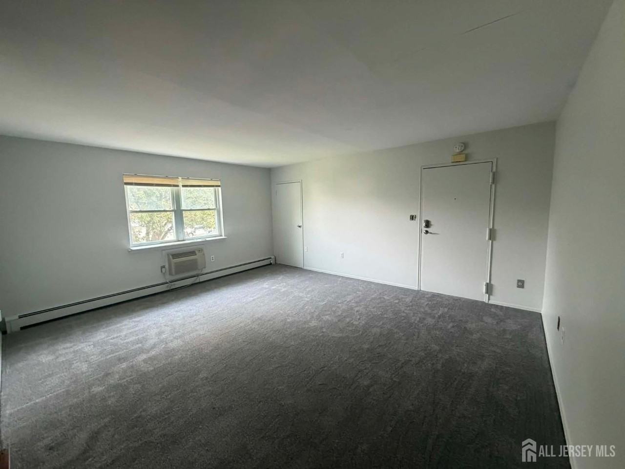 289 Main St #6D
