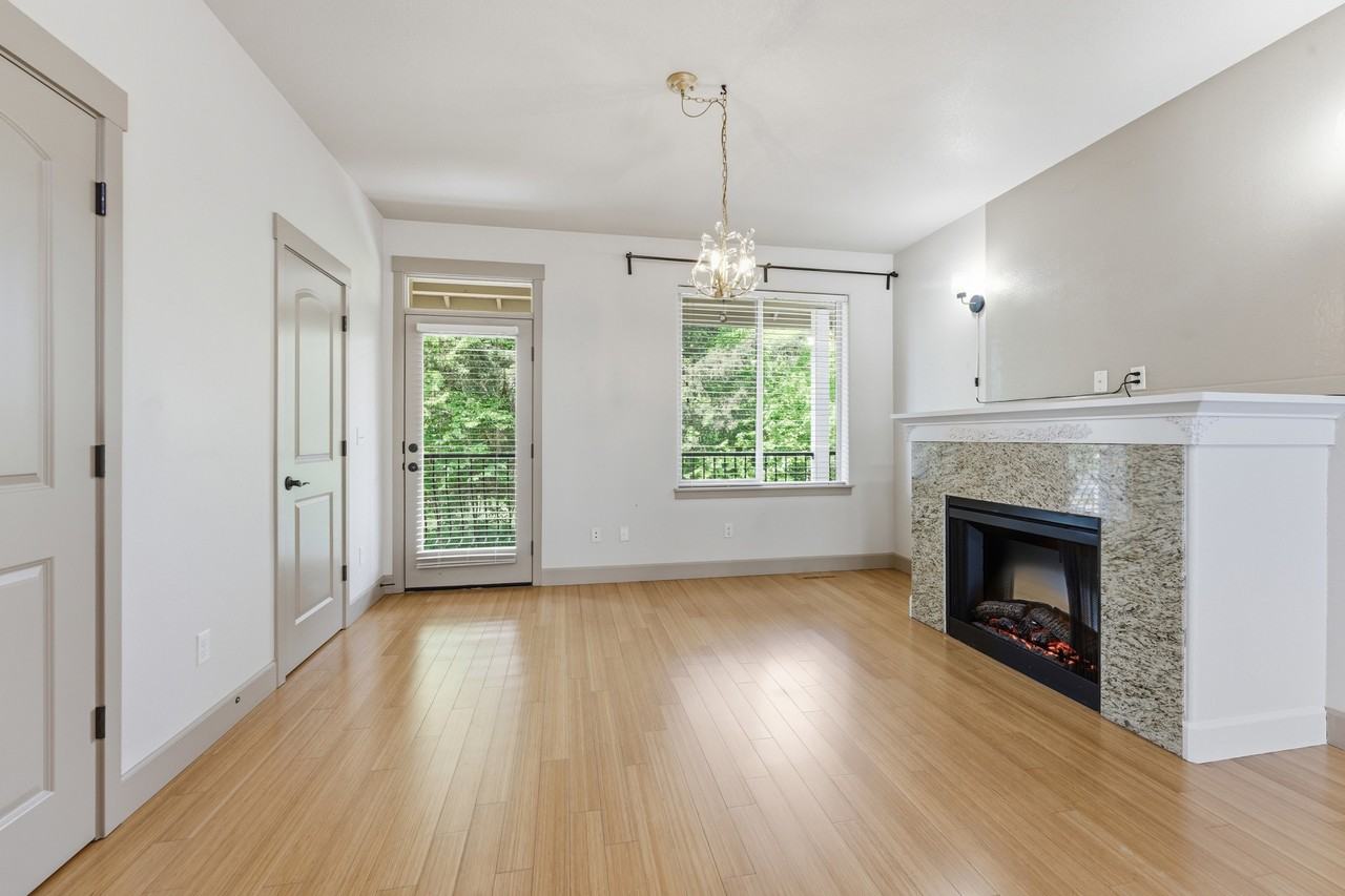 1906 Ne 48th Way #1 - Photo 4 of 37