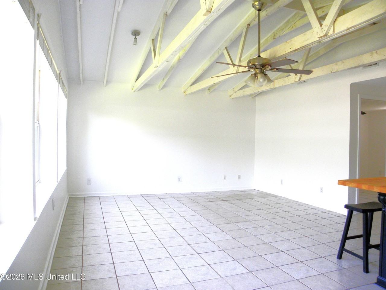 11447 Summer Lane Rd - Photo 3 of 28
