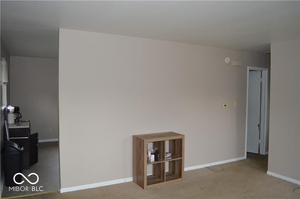 550 Cleveland St - Photo 5 of 15