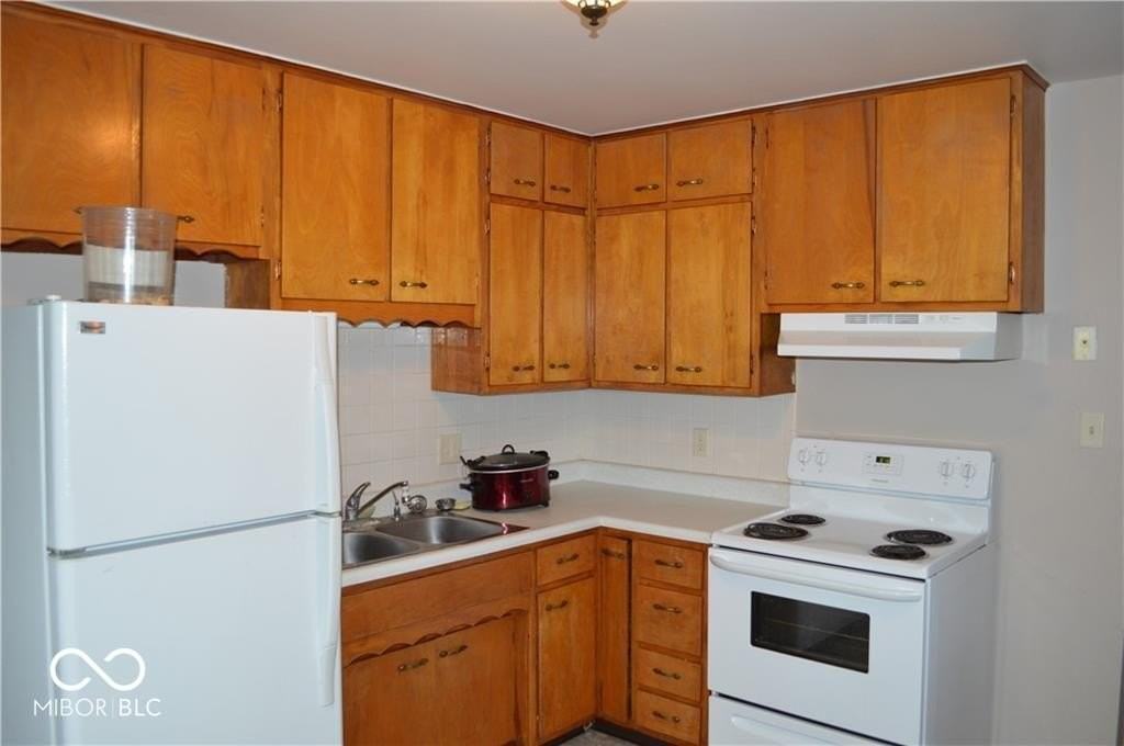550 Cleveland St - Photo 7 of 15